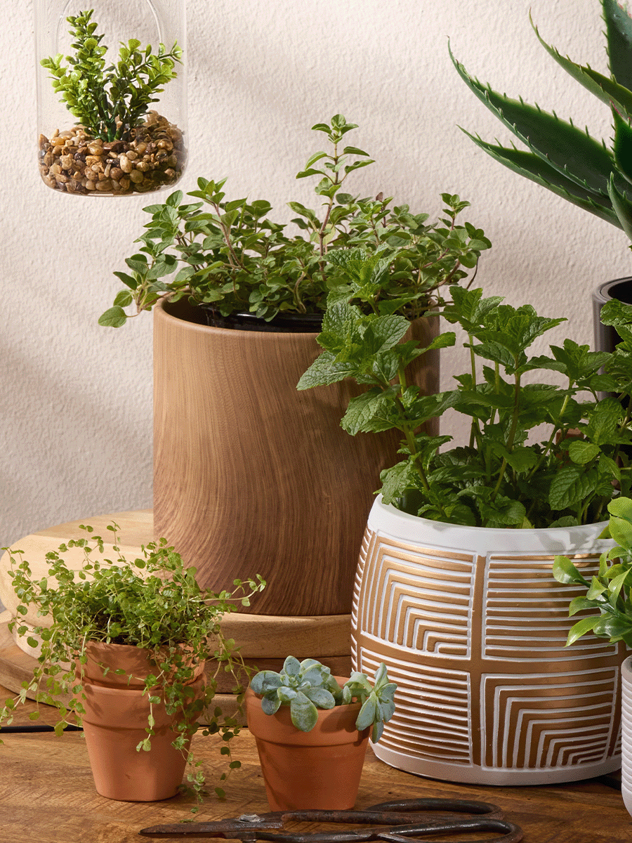 Wood Finish Flower Pots