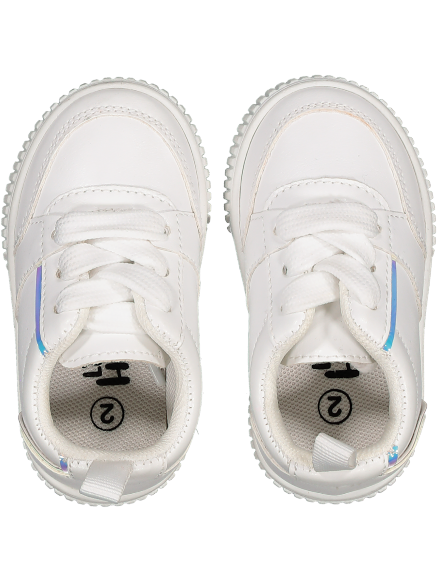 Low-Top White Sneaker