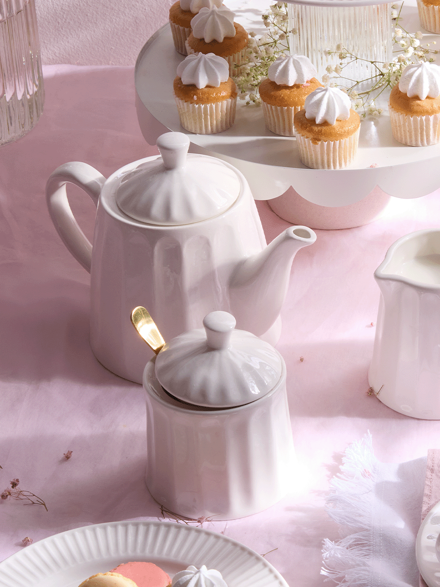 White Teapot